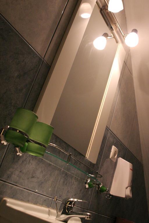 Hotel Pamira Sibiu Phòng bức ảnh