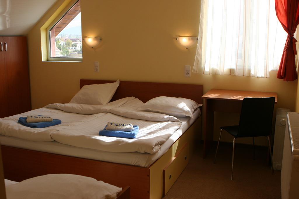 Hotel Pamira Sibiu Phòng bức ảnh