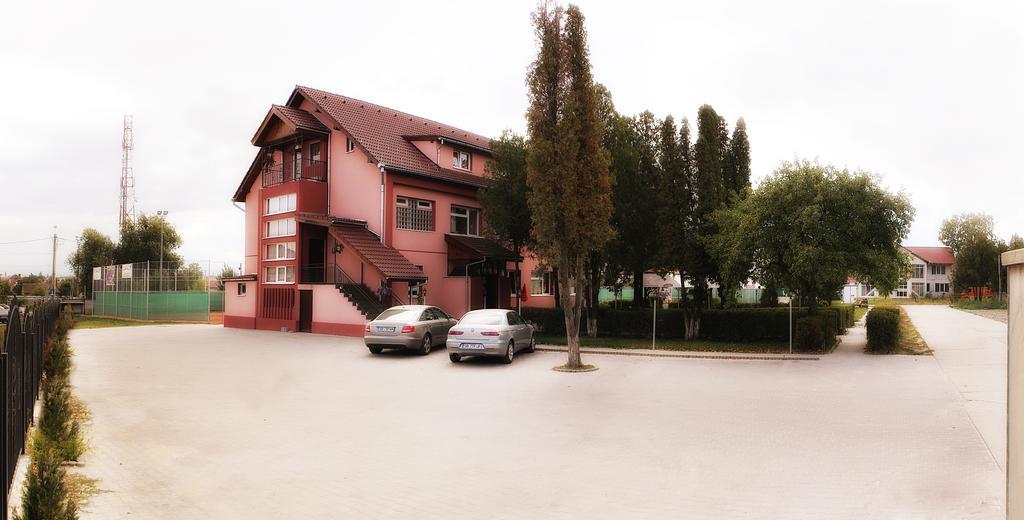 Hotel Pamira Sibiu Ngoại thất bức ảnh