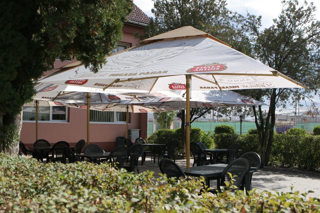 Hotel Pamira Sibiu Ngoại thất bức ảnh