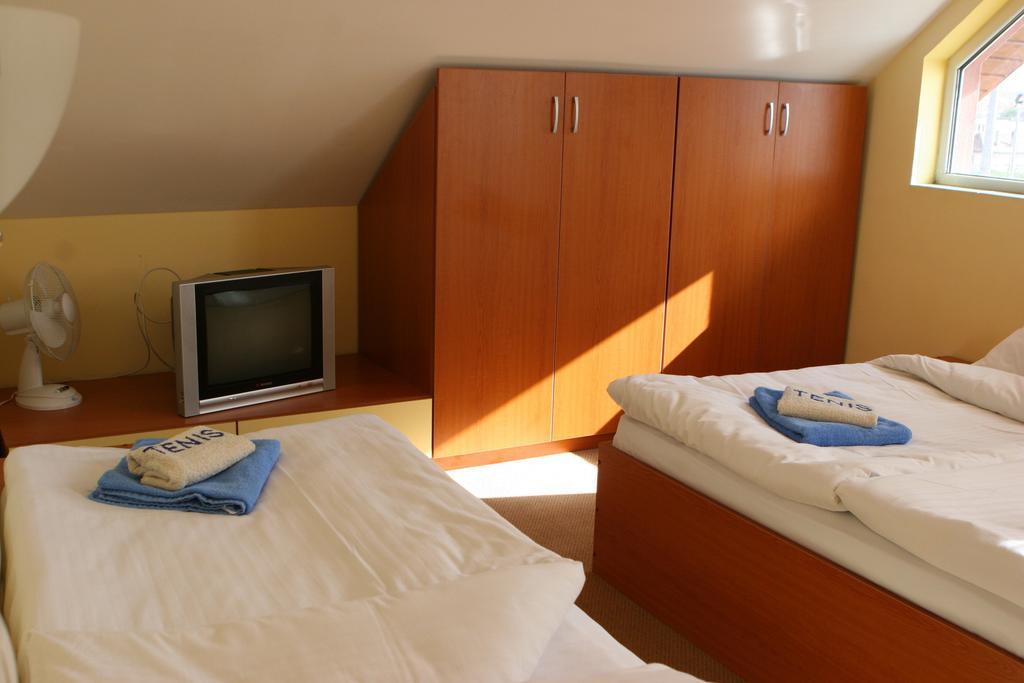 Hotel Pamira Sibiu Phòng bức ảnh